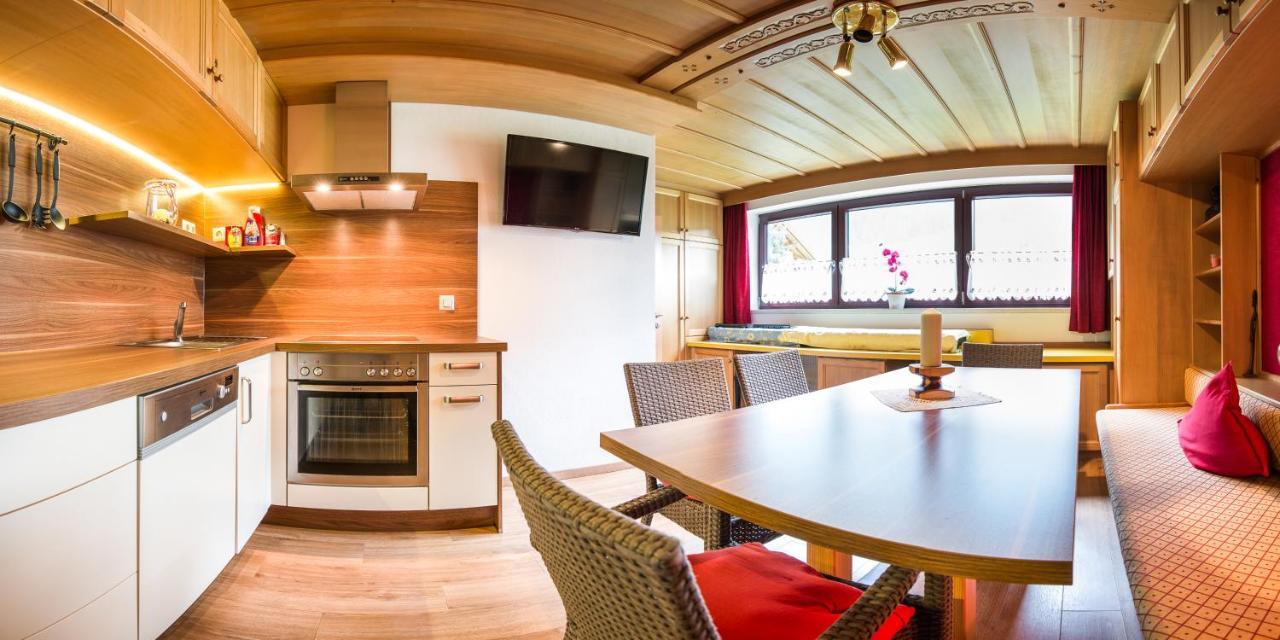 Pension Gulla - Ferienhaus Appartements B&B Neustift im Stubaital Zewnętrze zdjęcie