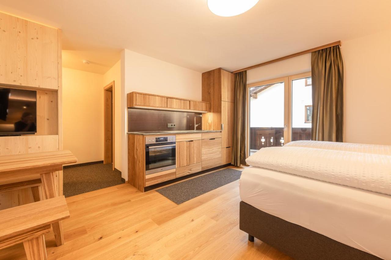 Pension Gulla - Ferienhaus Appartements B&B Neustift im Stubaital Zewnętrze zdjęcie