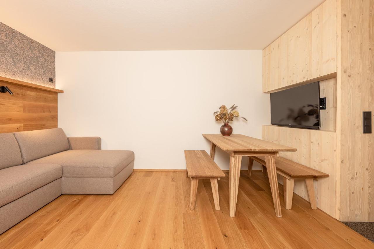 Pension Gulla - Ferienhaus Appartements B&B Neustift im Stubaital Zewnętrze zdjęcie