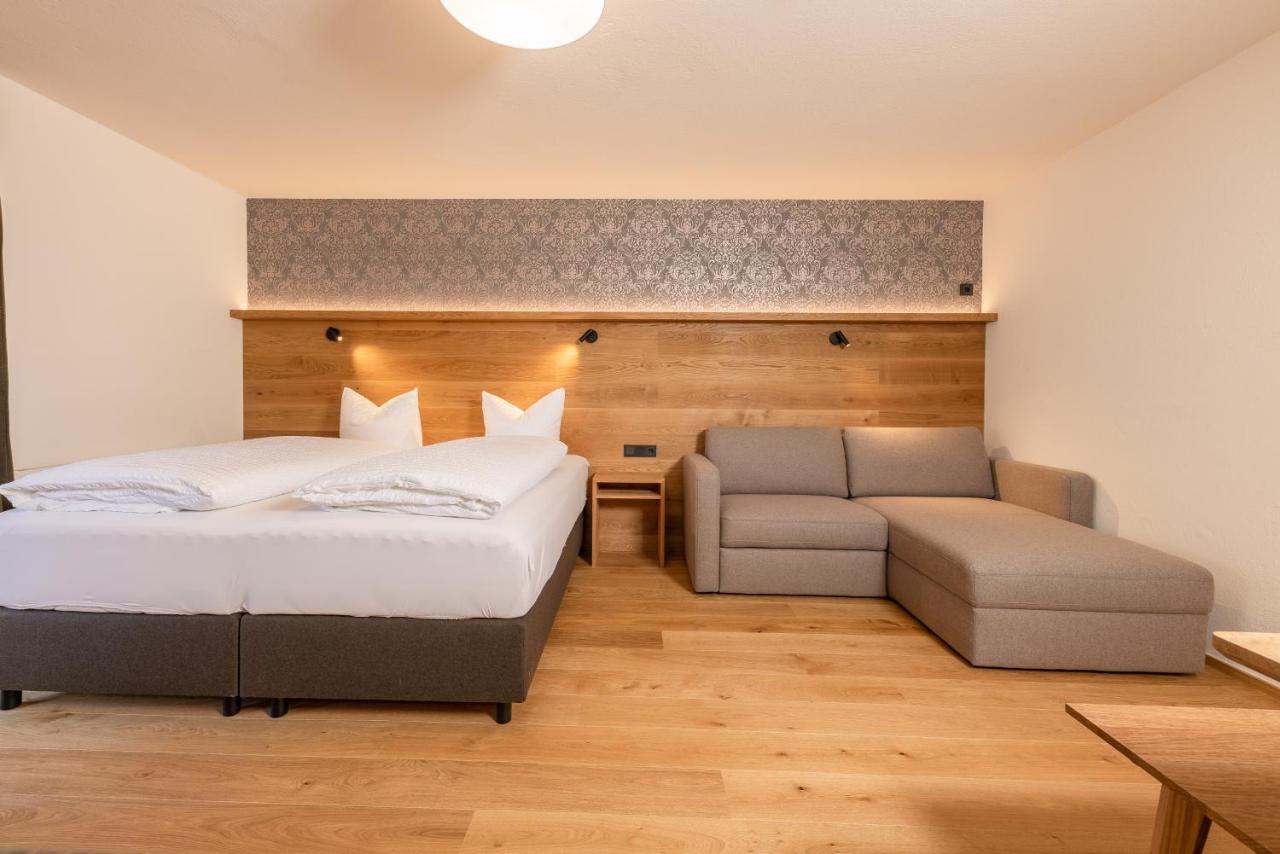 Pension Gulla - Ferienhaus Appartements B&B Neustift im Stubaital Zewnętrze zdjęcie