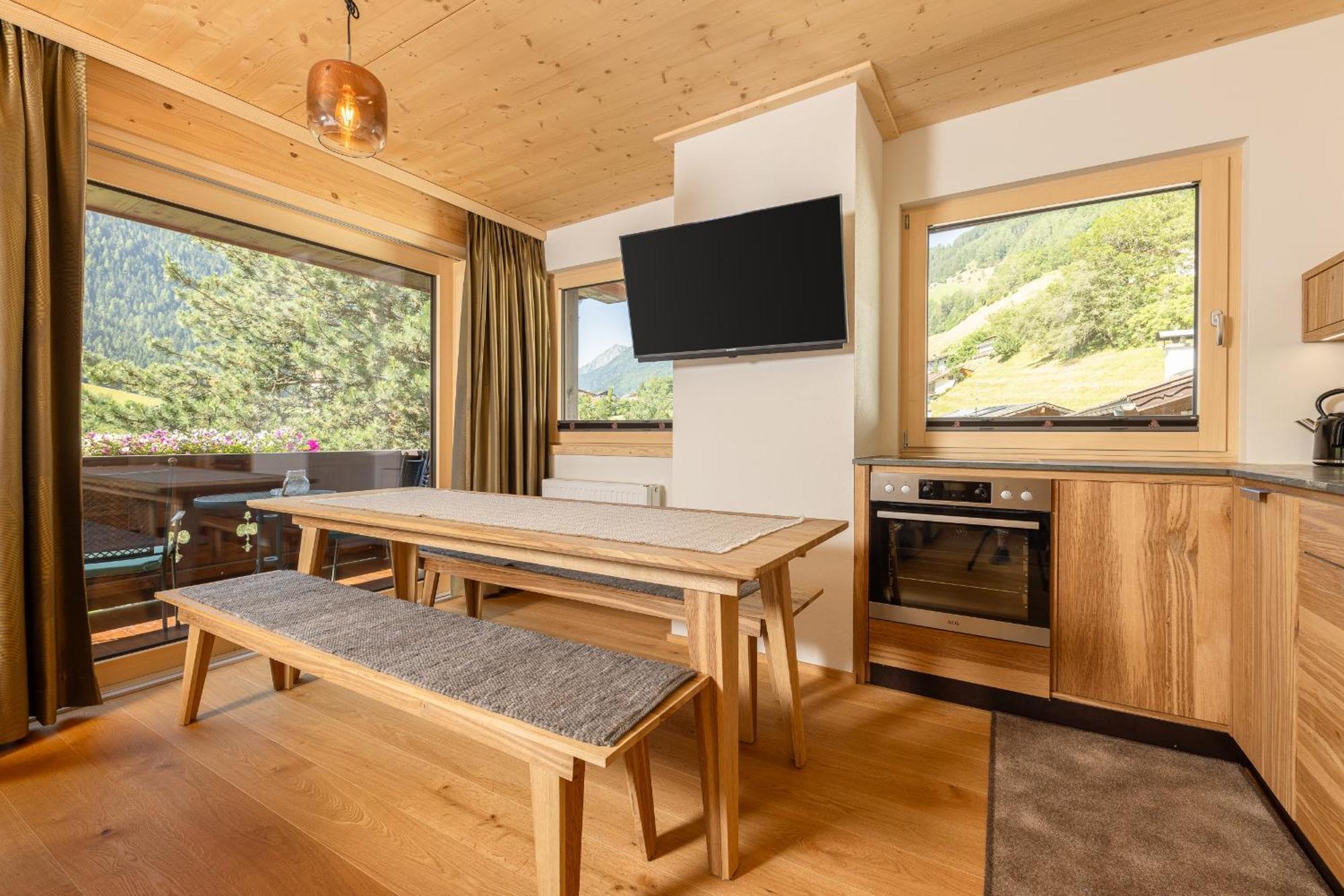 Pension Gulla - Ferienhaus Appartements B&B Neustift im Stubaital Zewnętrze zdjęcie
