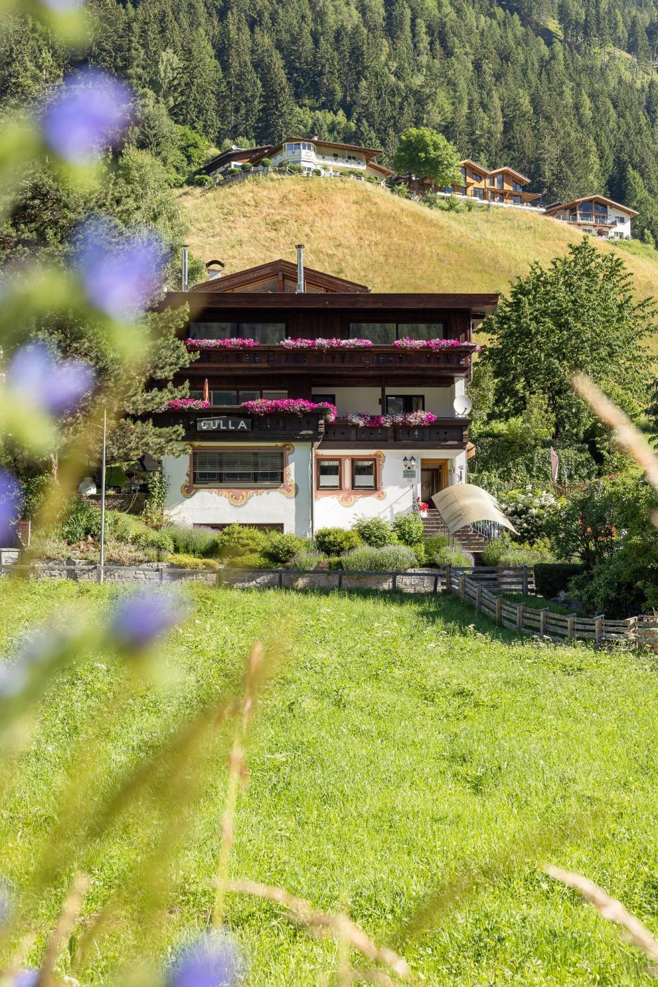 Pension Gulla - Ferienhaus Appartements B&B Neustift im Stubaital Zewnętrze zdjęcie