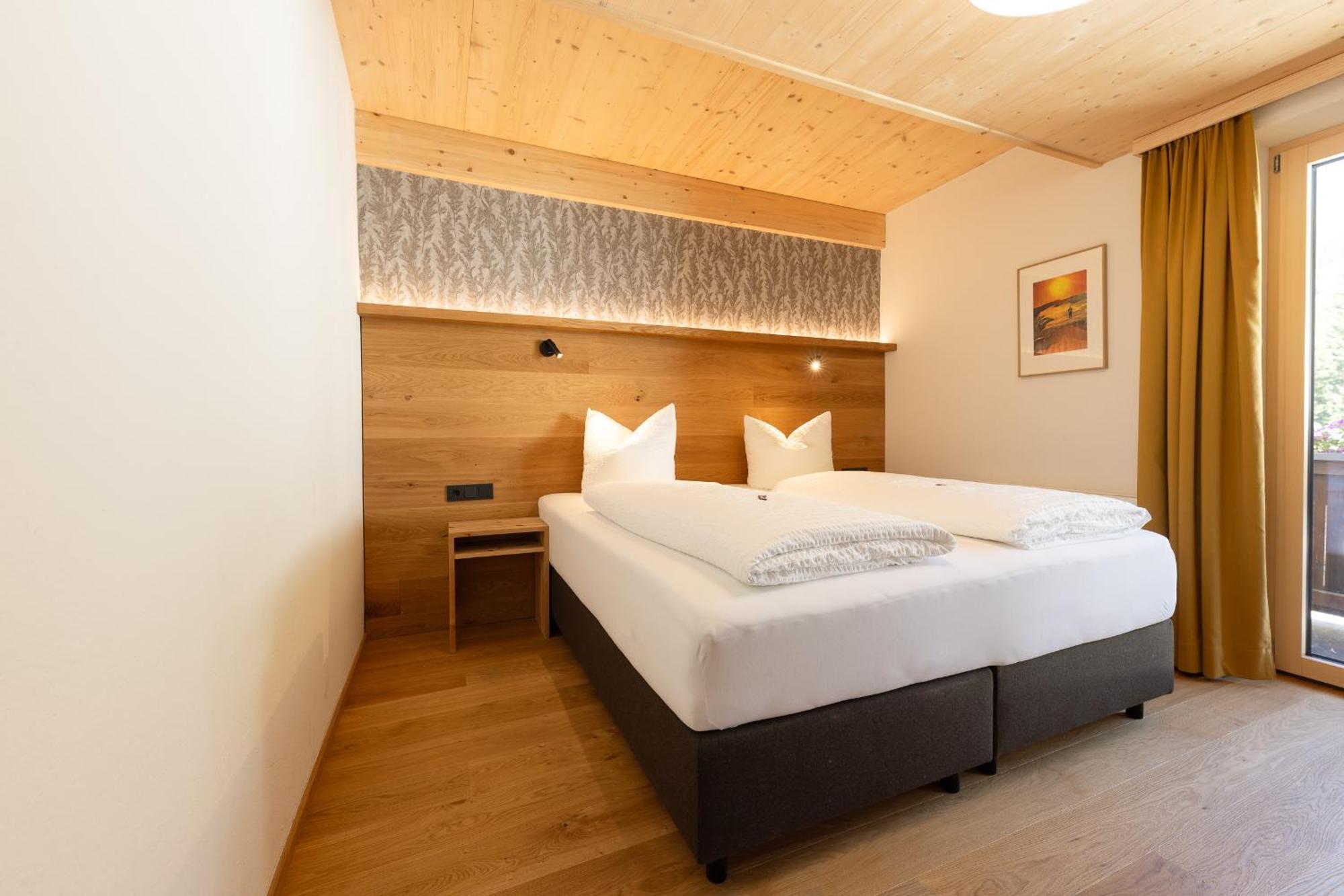 Pension Gulla - Ferienhaus Appartements B&B Neustift im Stubaital Zewnętrze zdjęcie
