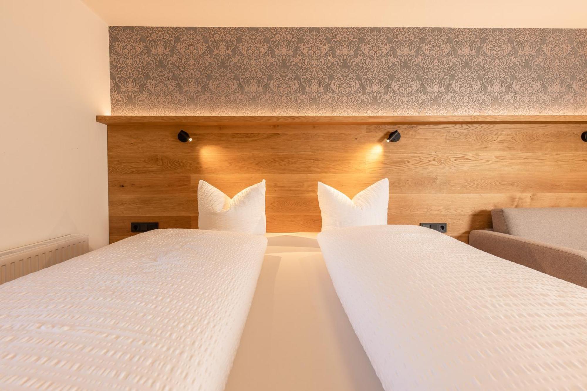 Pension Gulla - Ferienhaus Appartements B&B Neustift im Stubaital Zewnętrze zdjęcie